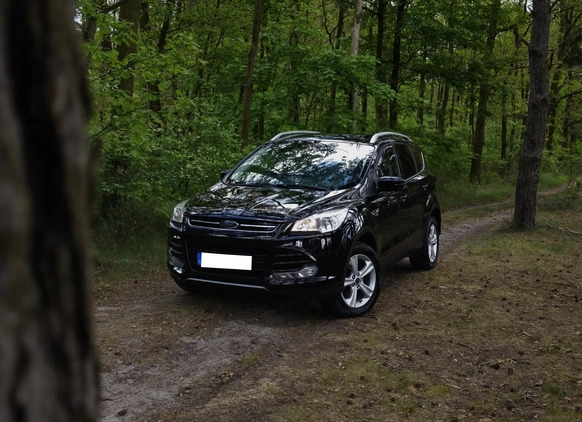 Ford Kuga cena 46800 przebieg: 196000, rok produkcji 2014 z Ustroń małe 137